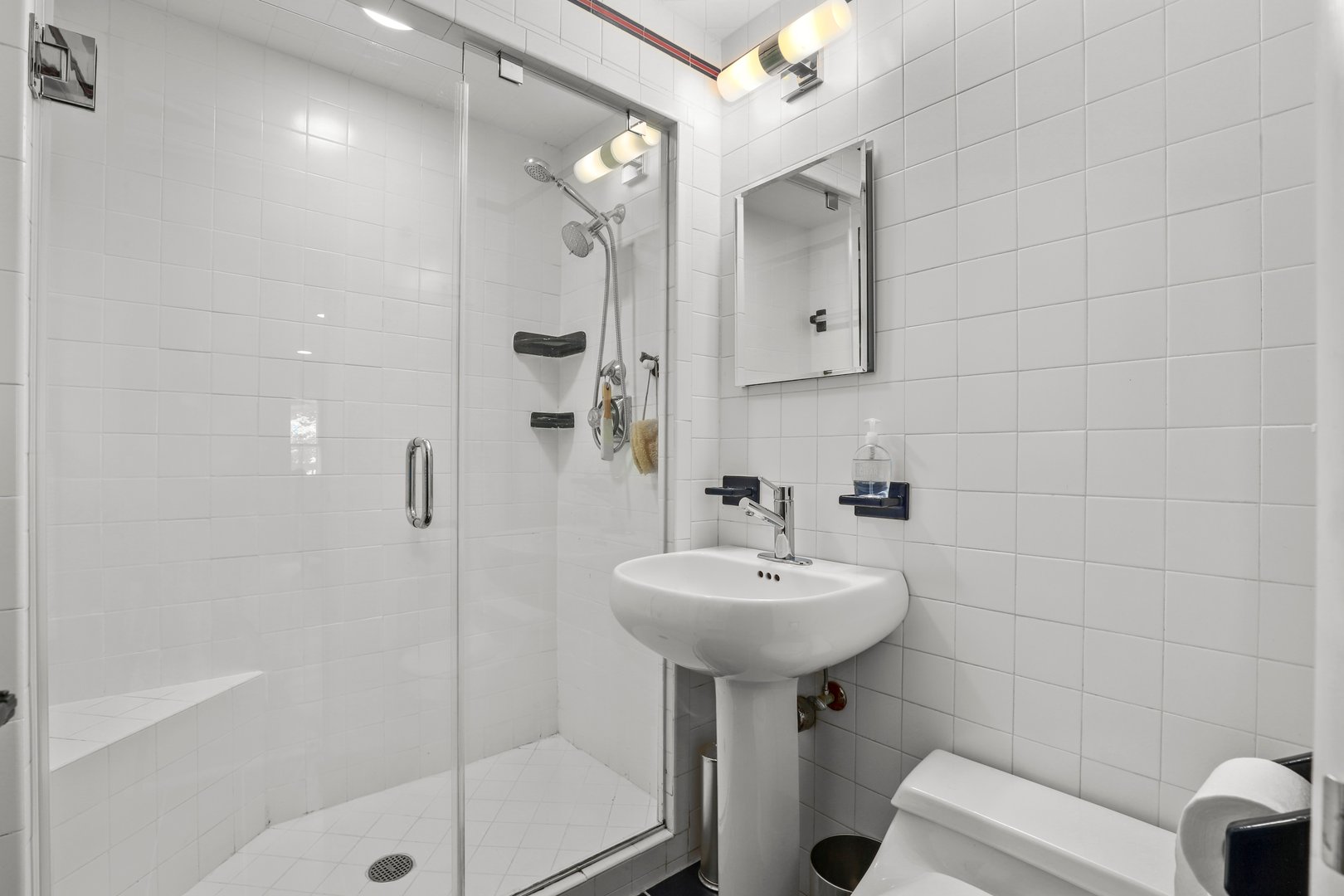 3841 Indian Hill Road Photo 17