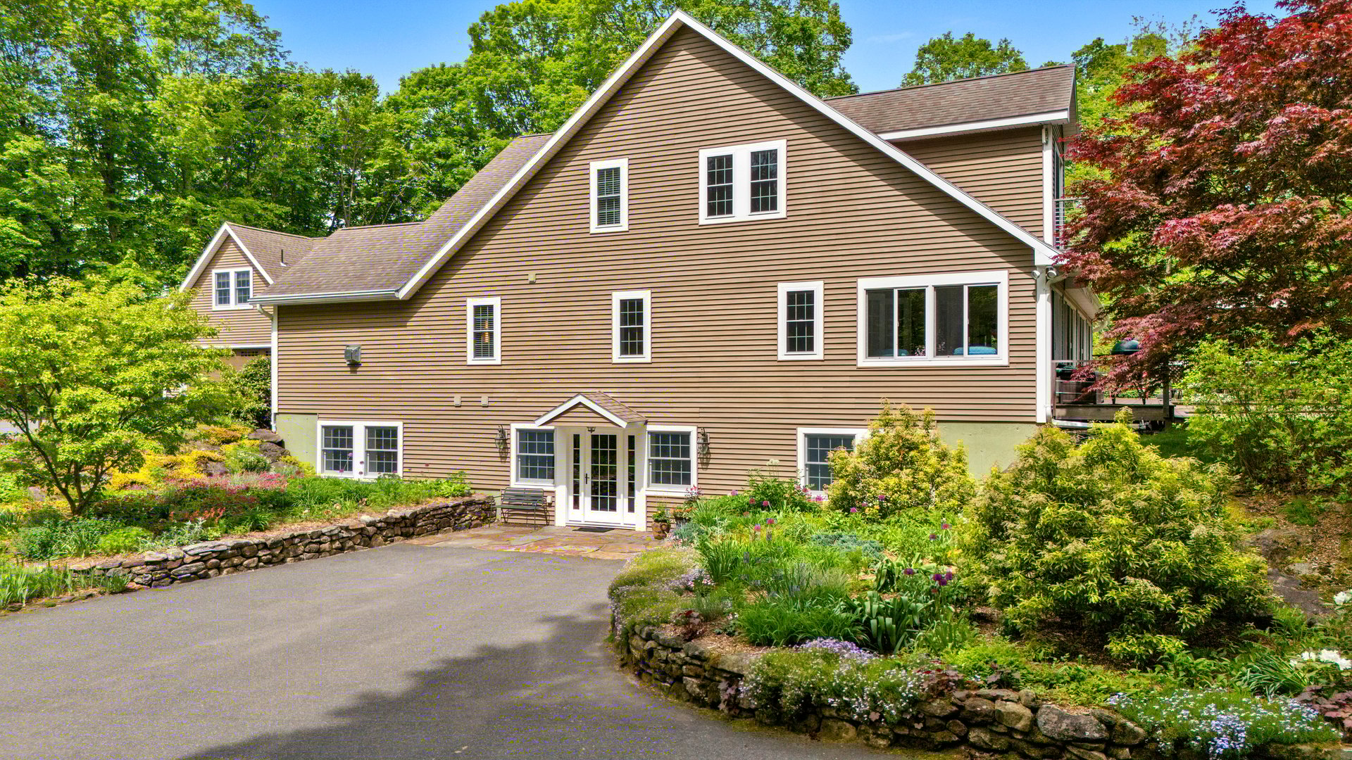 13 Taconic Ave Photo 7