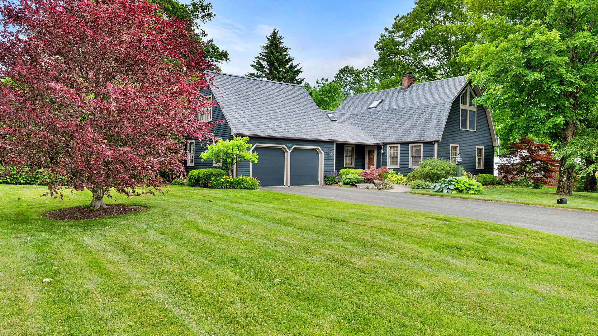 51 New Lenox Rd Photo 2