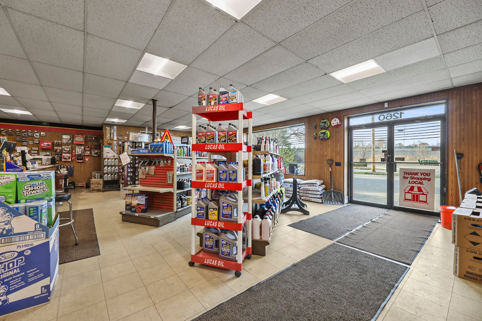 1260 East St Photo 3