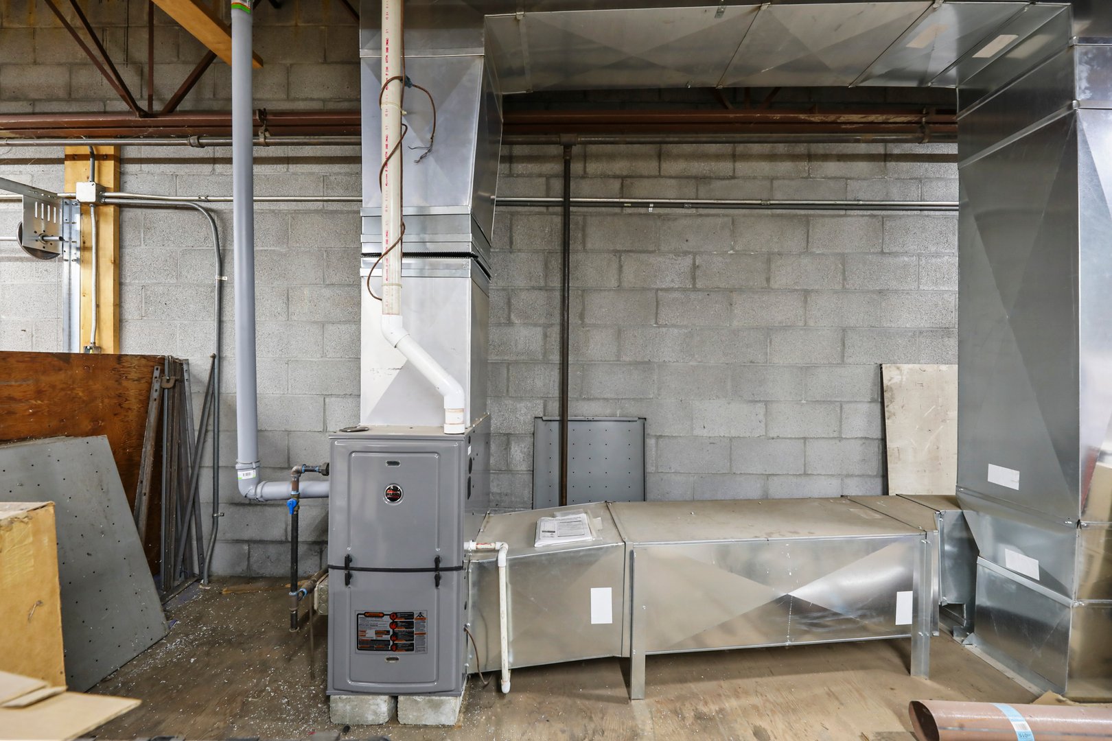 1260 East St Photo 24