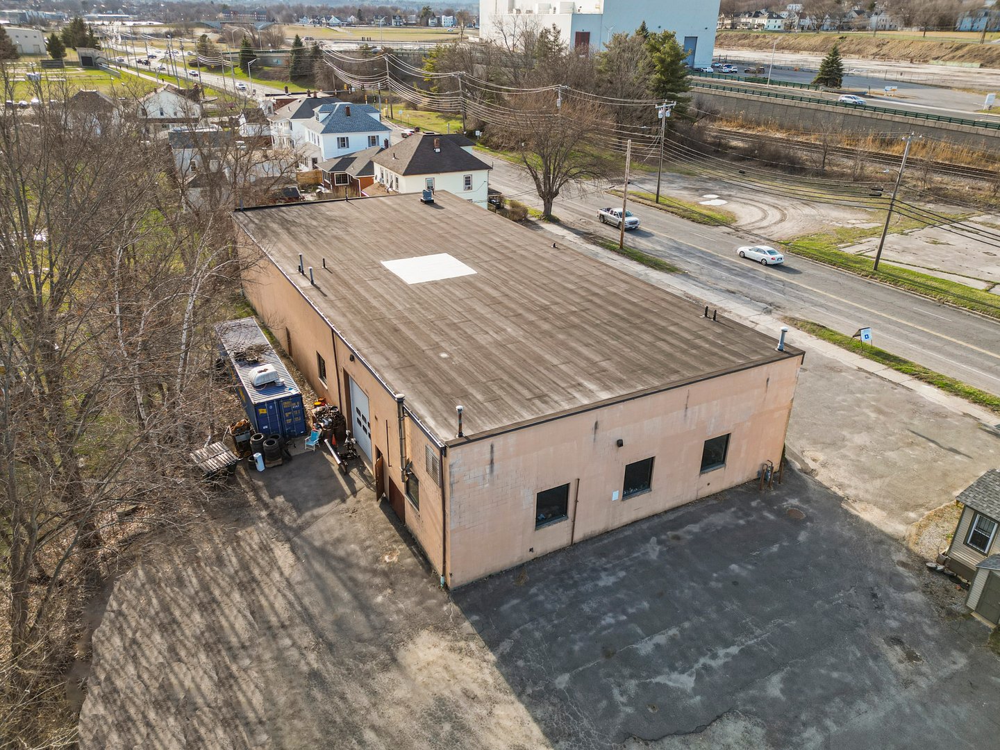 1260 East St Photo 31