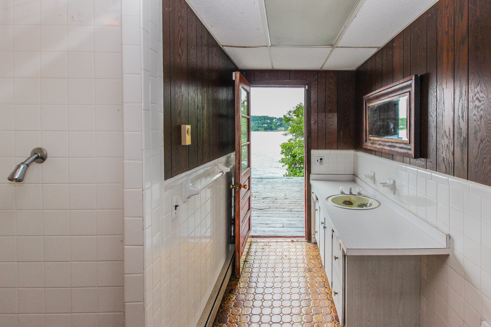 279 Candlewood Lake Road Photo 37