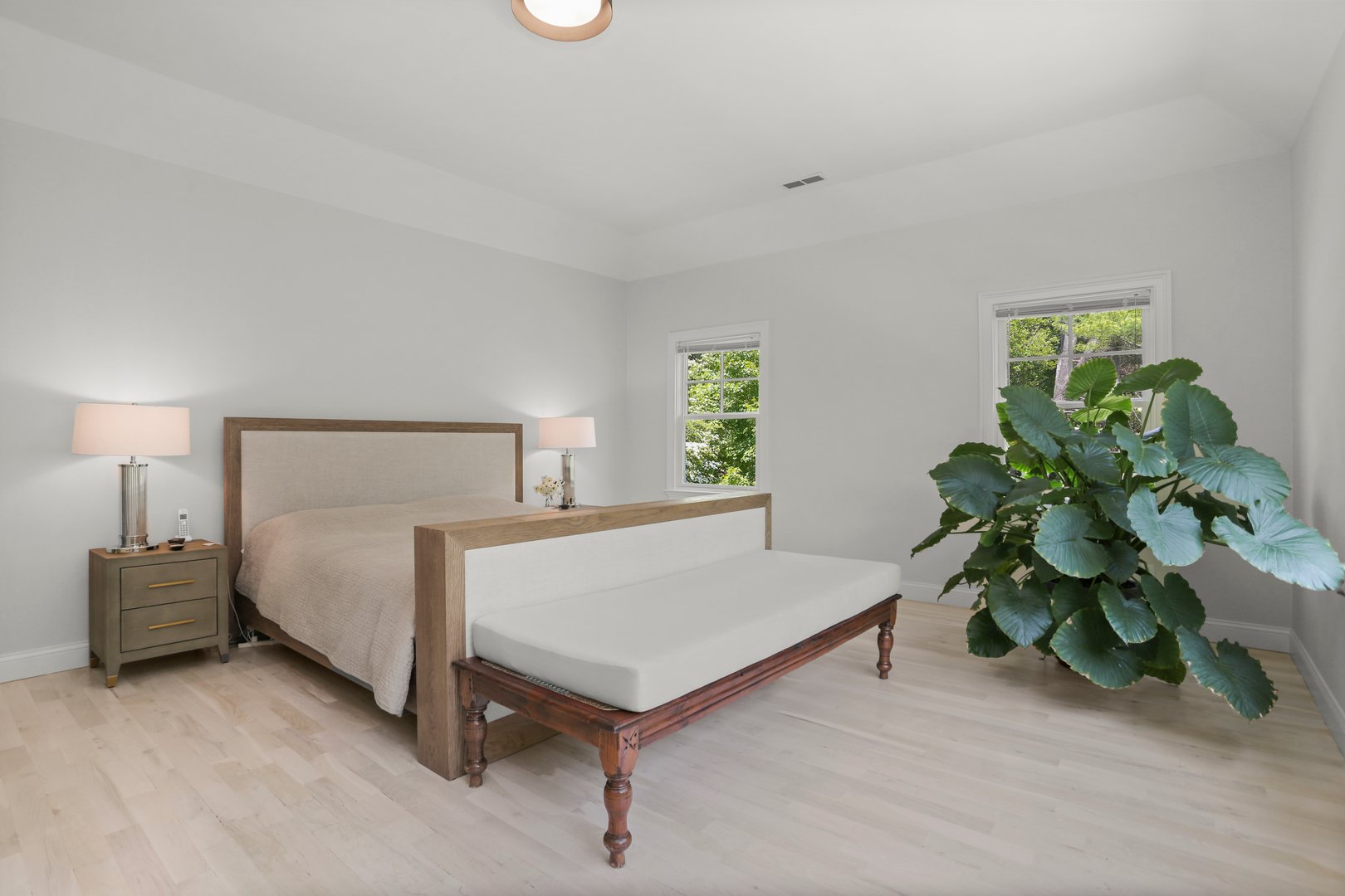 220 Burr Street Photo 14