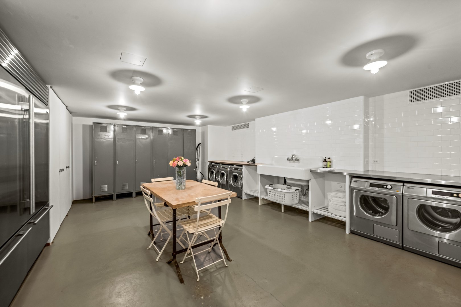 104 Dans Highway Photo 31