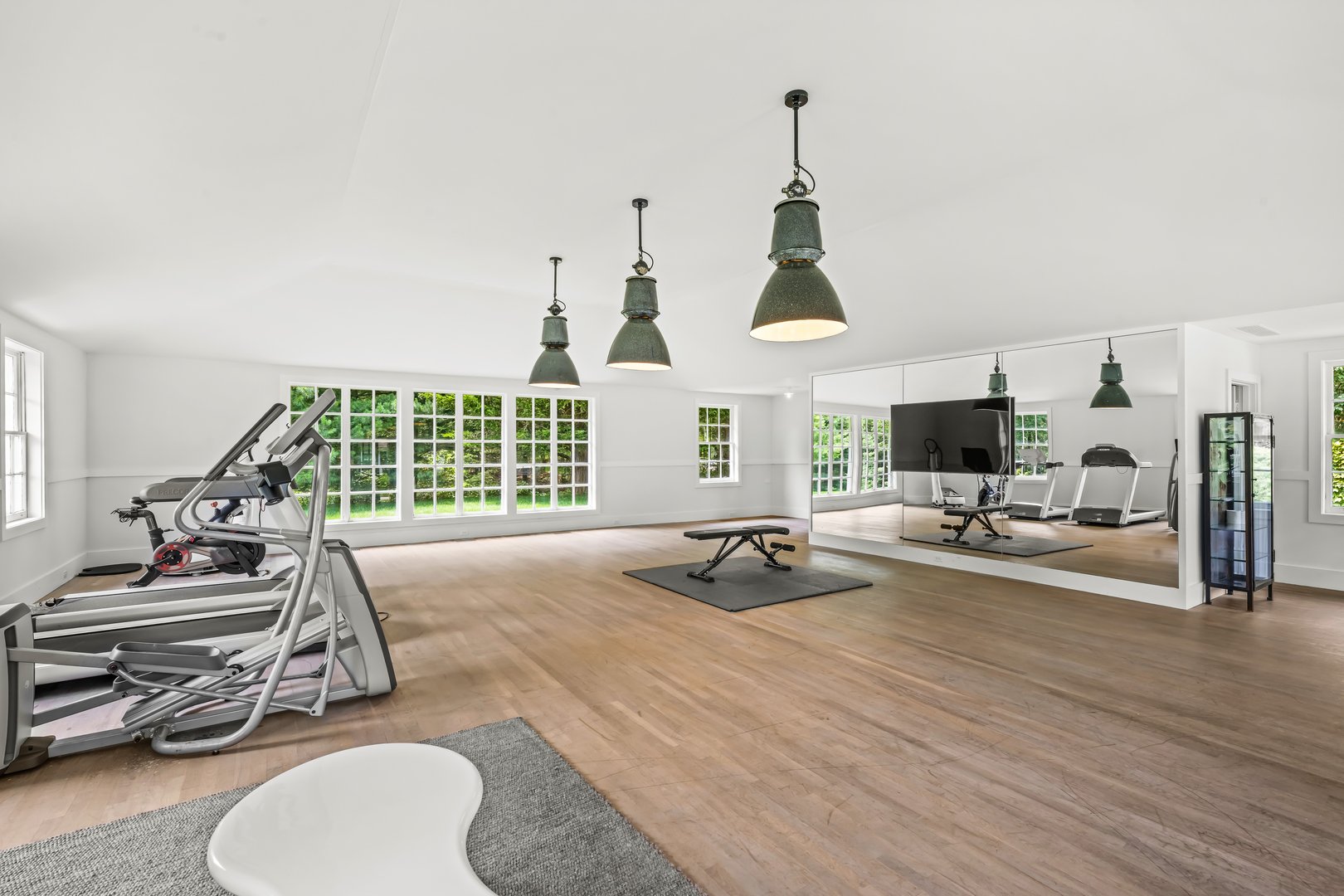 104 Dans Highway Photo 37