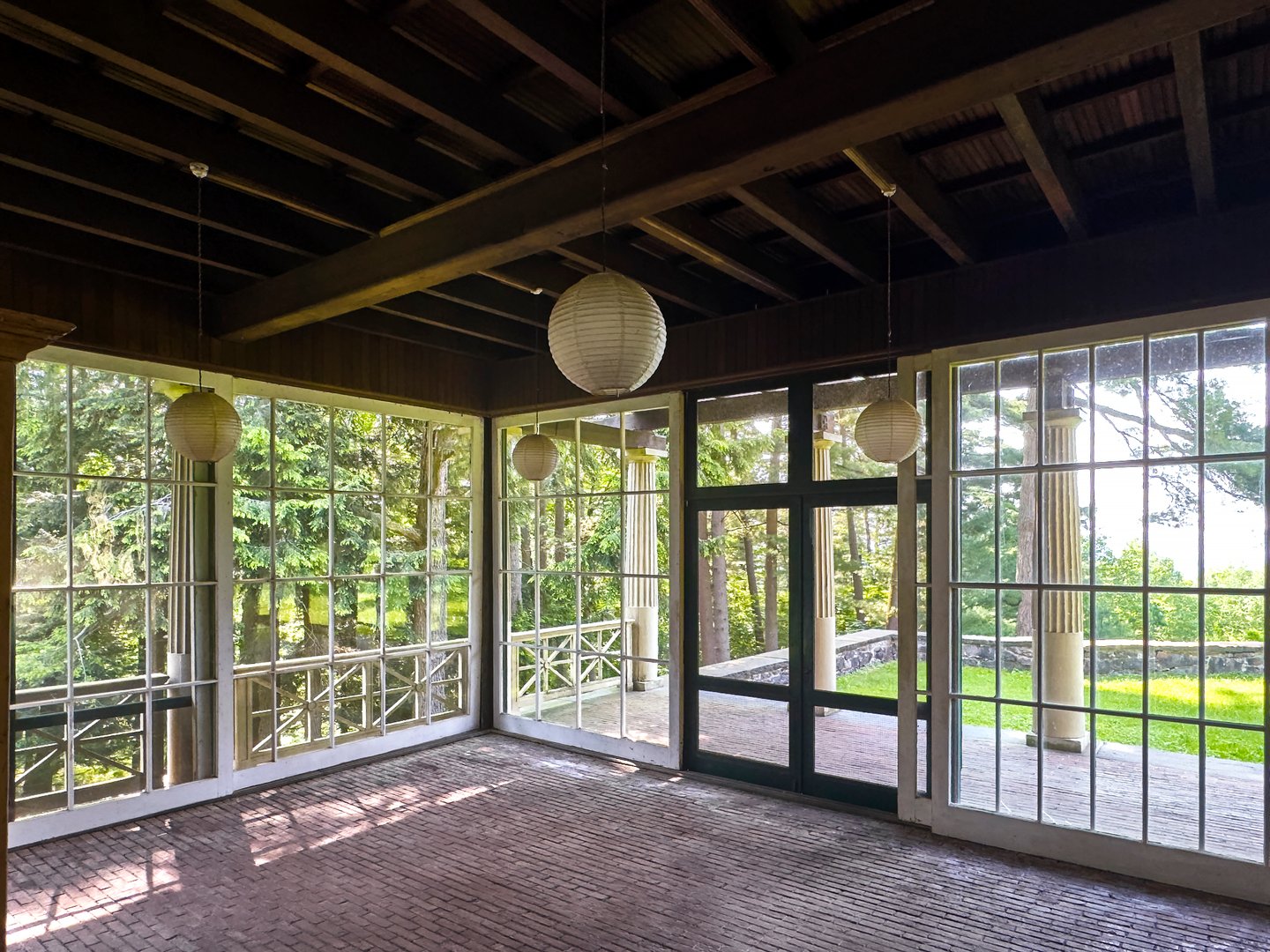 319 Under Mountain Rd Photo 24