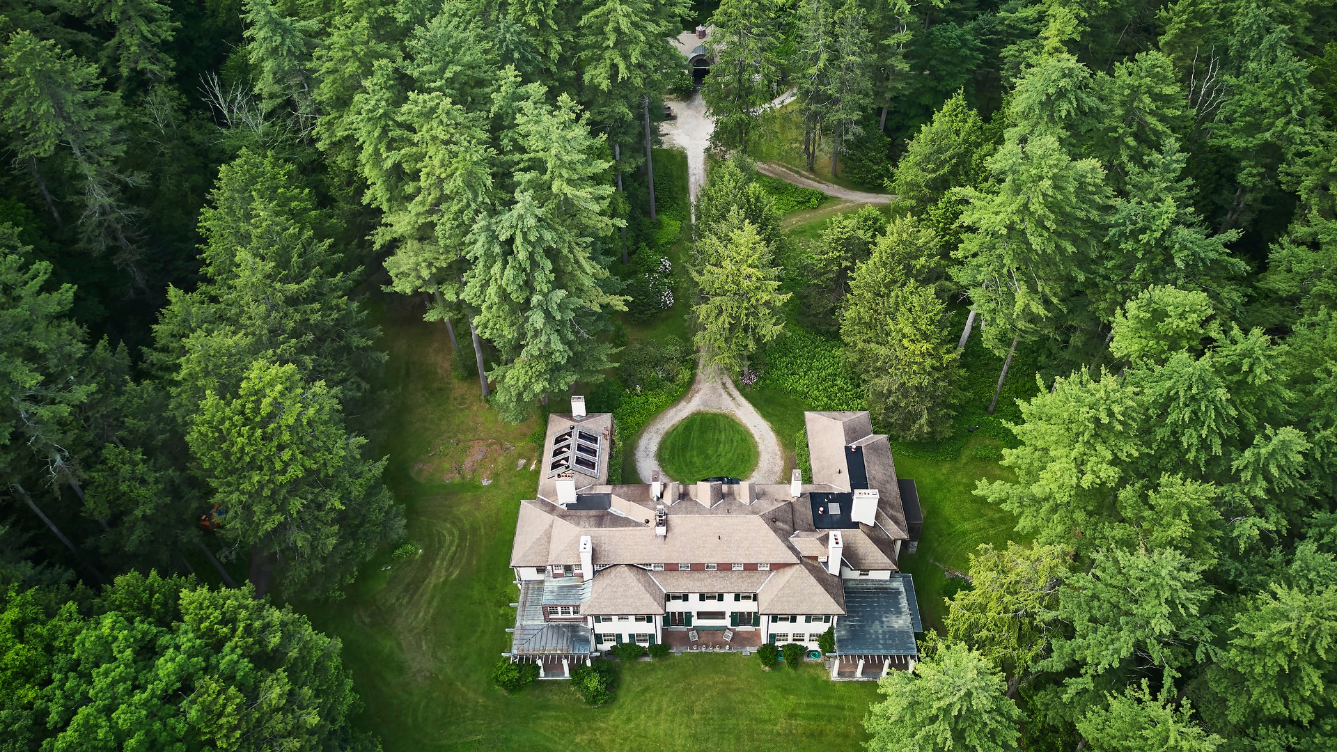 319 Under Mountain Rd Photo 55