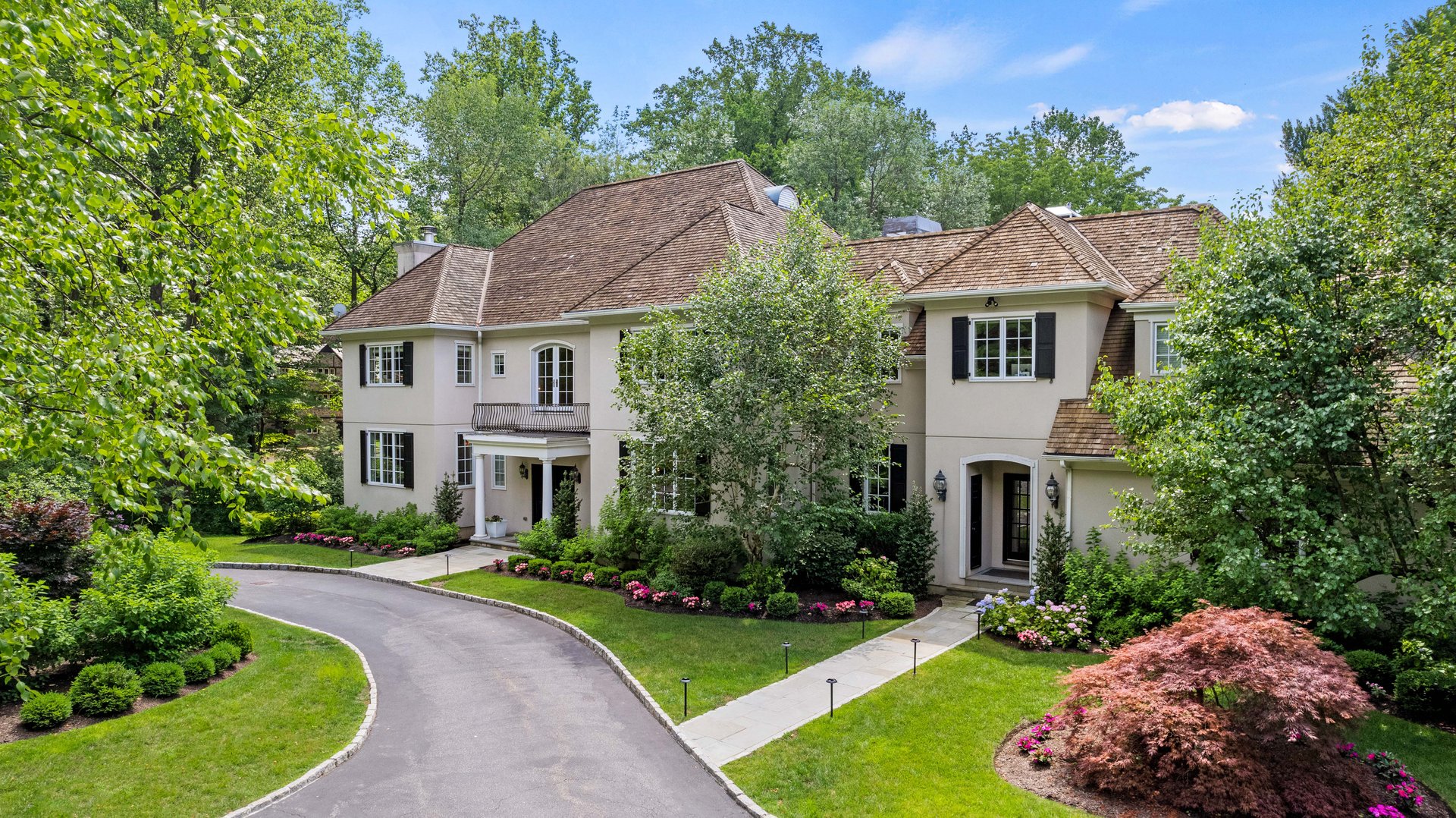 4220 Purchase Street Photo 1