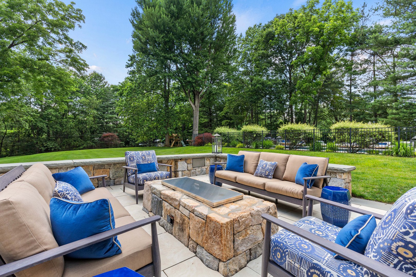 4220 Purchase Street Photo 33