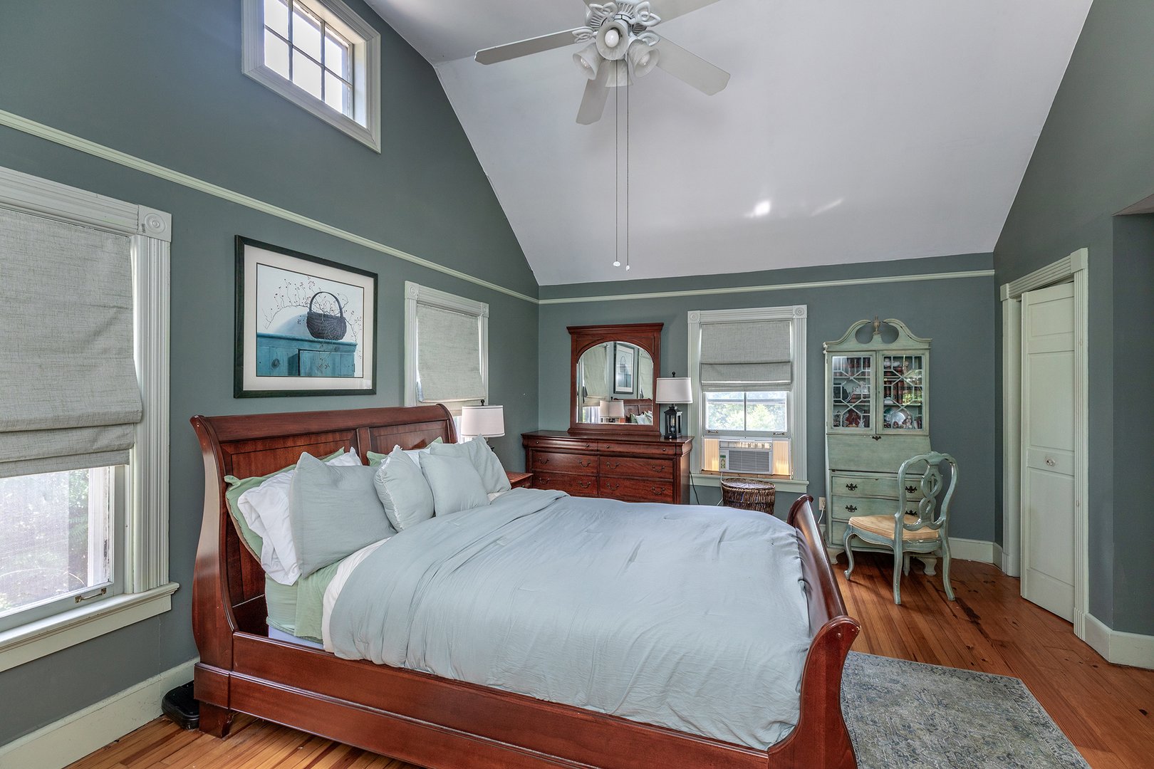 14 Cook Street Photo 12