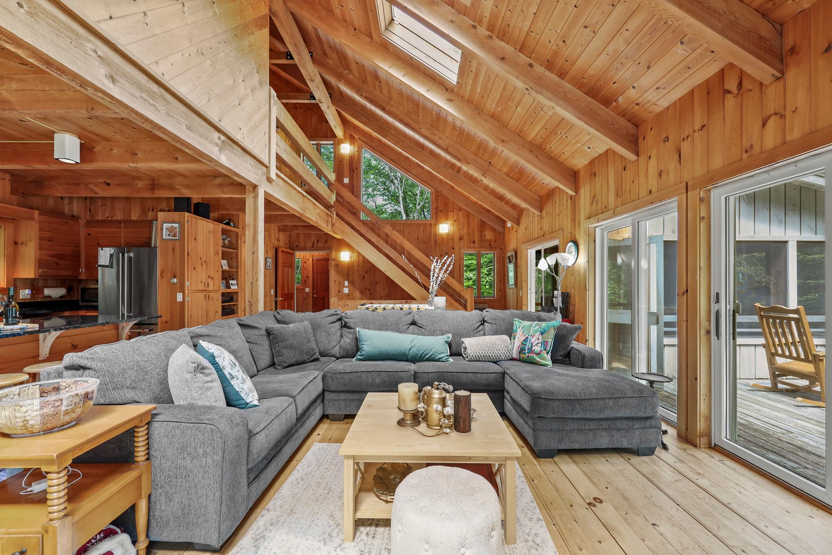 112 Silver St Photo 15