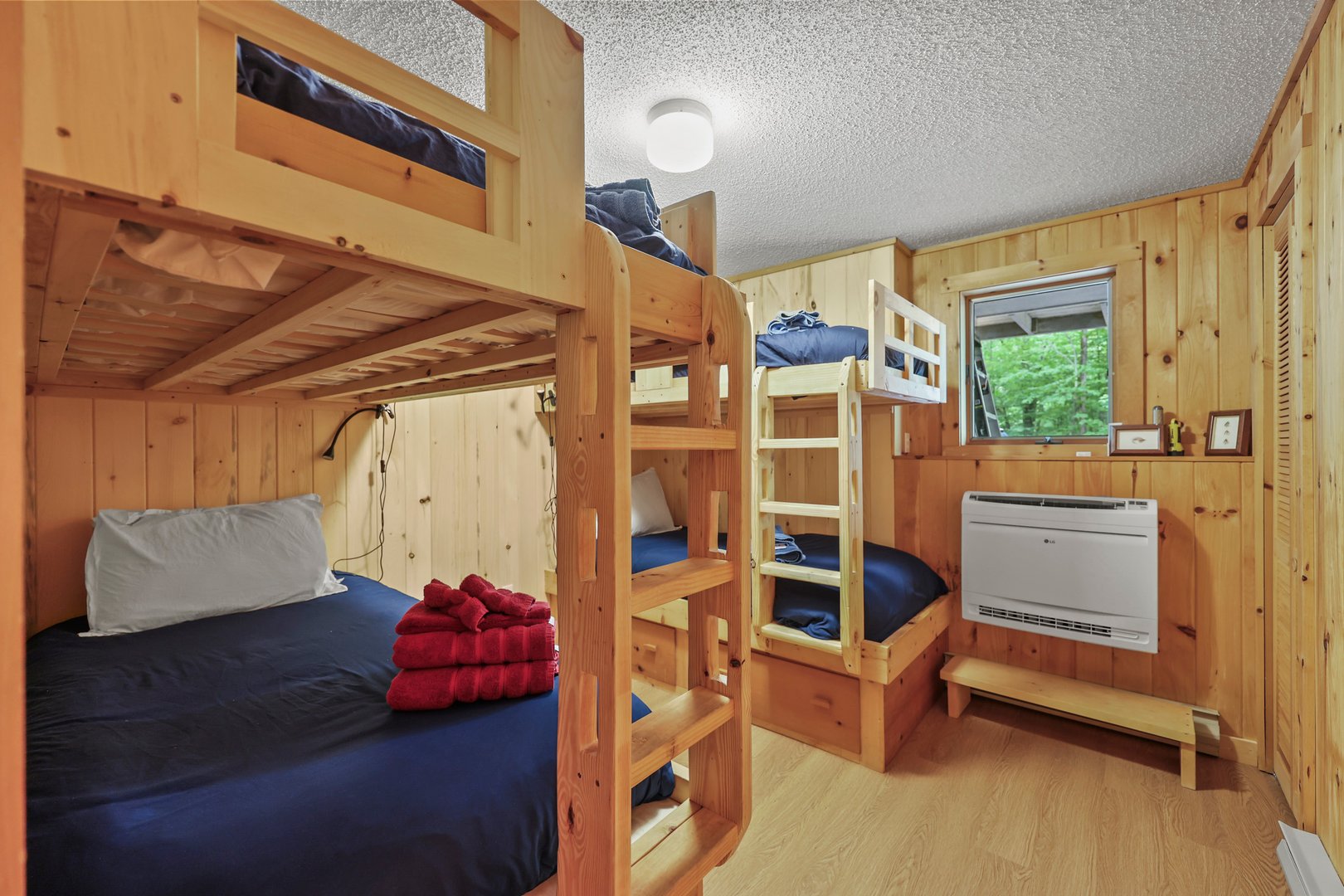 112 Silver St Photo 53