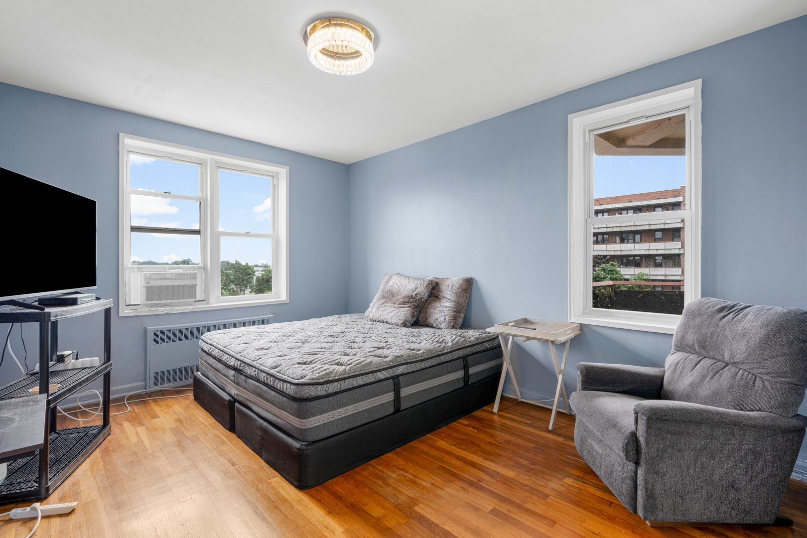 325 King Street  #4D Photo 14