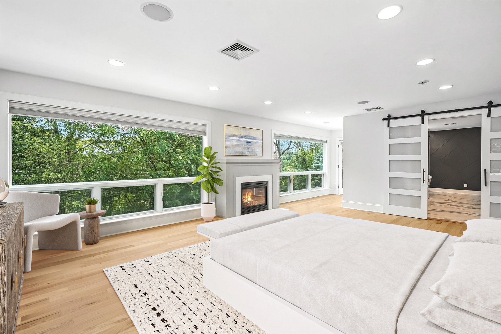 6 Eaton Lane Photo 9