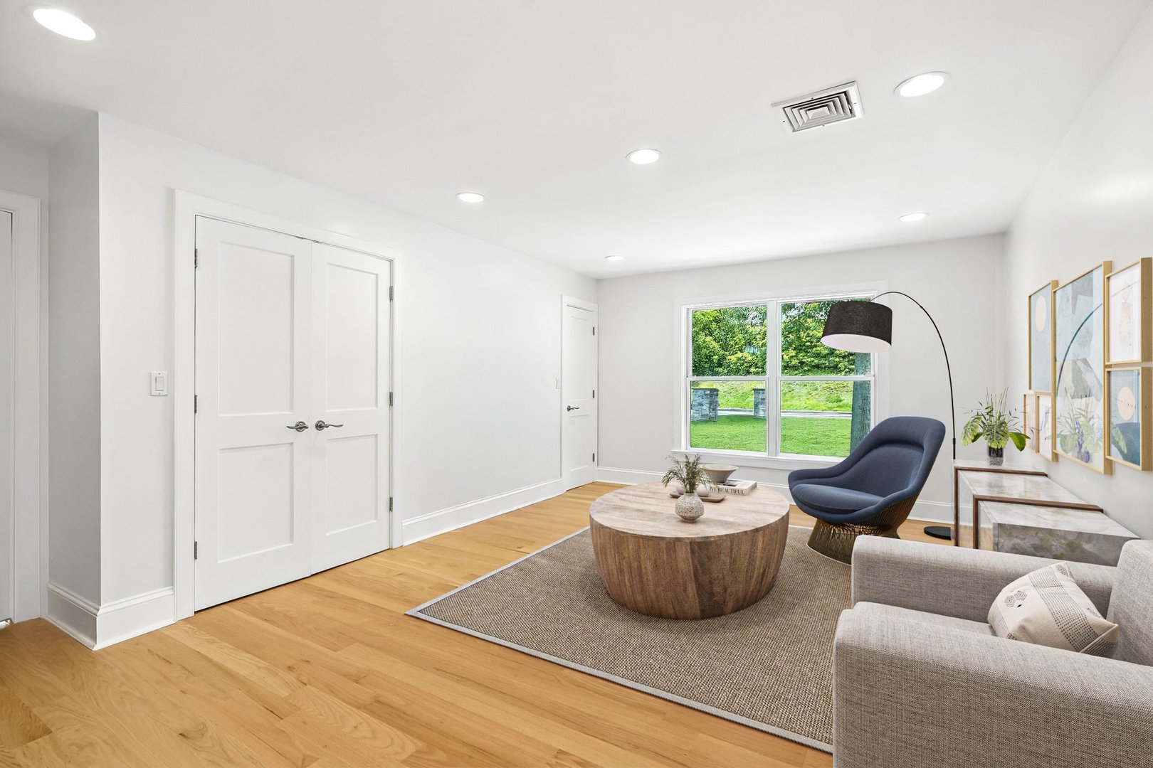 6 Eaton Lane Photo 16