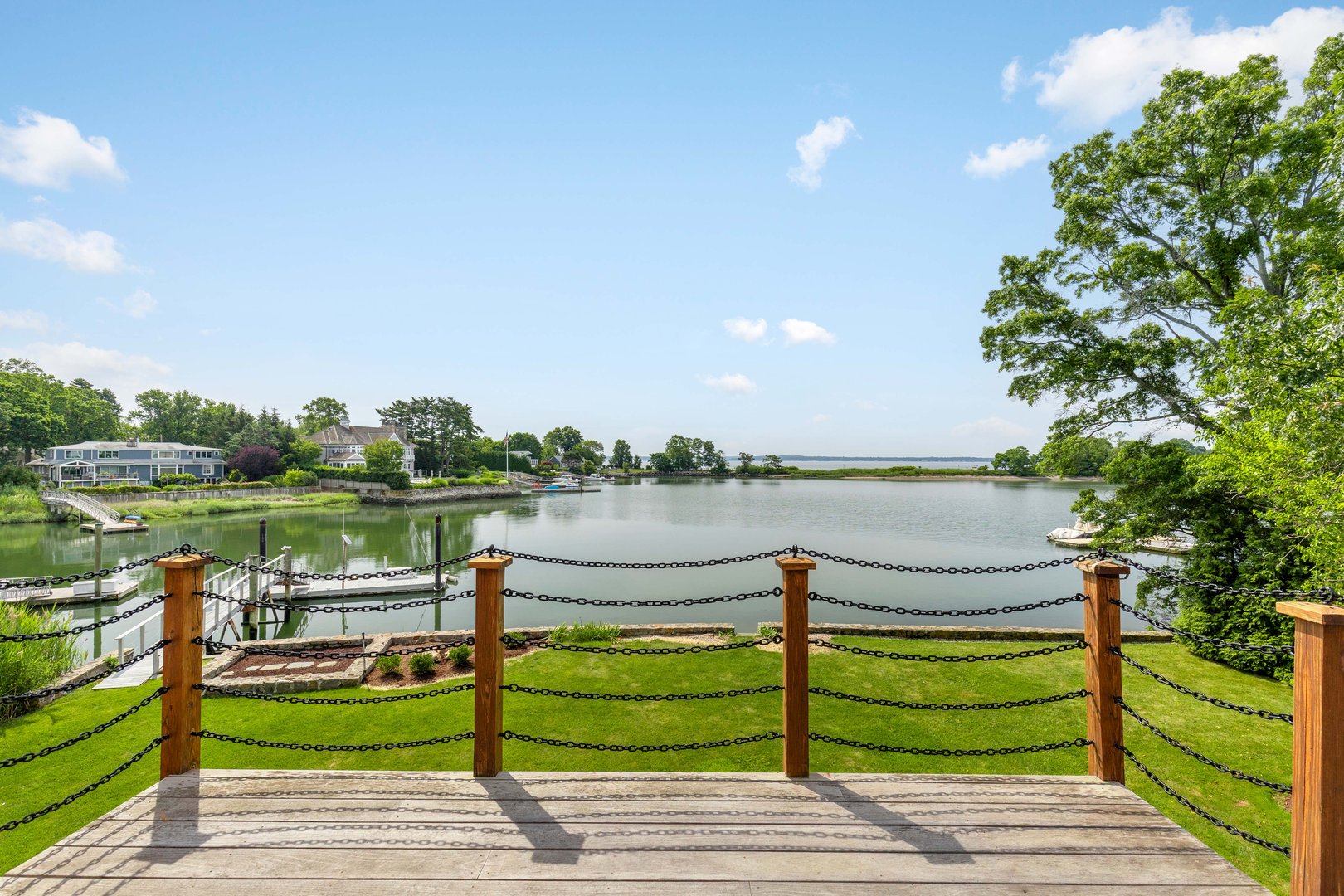 1160 Greacen Point Road Photo 10