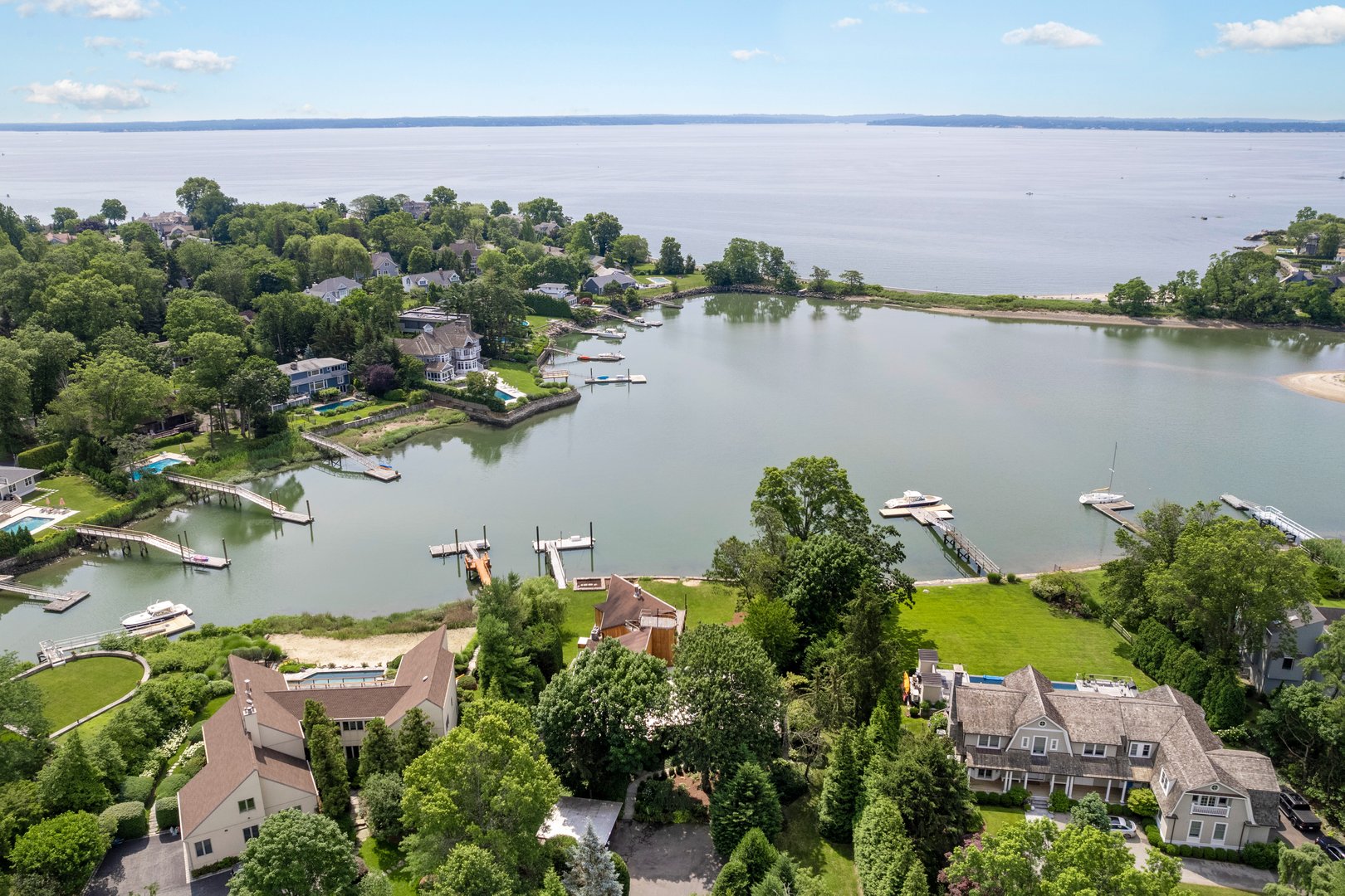 1160 Greacen Point Road Photo 13