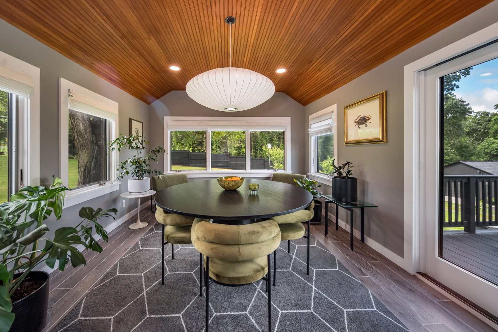 55 Bogel Road Photo 8