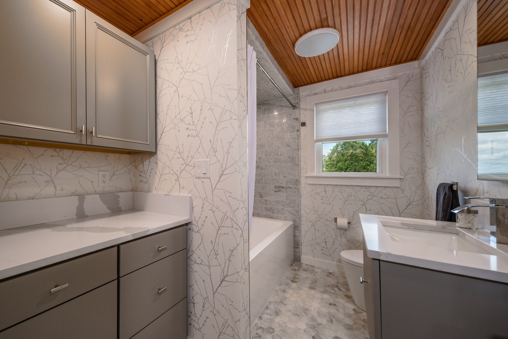 55 Bogel Road Photo 9