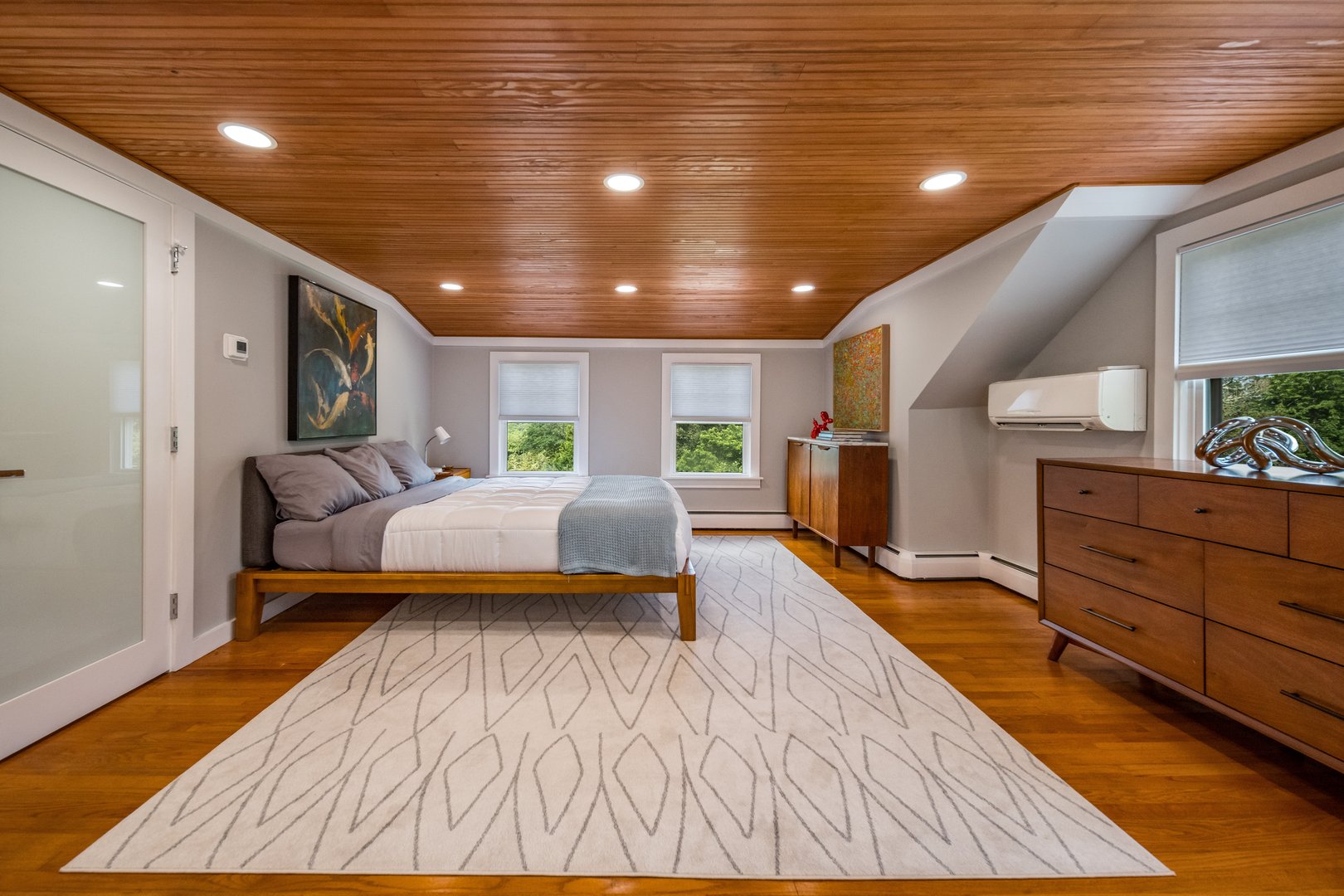 55 Bogel Road Photo 16