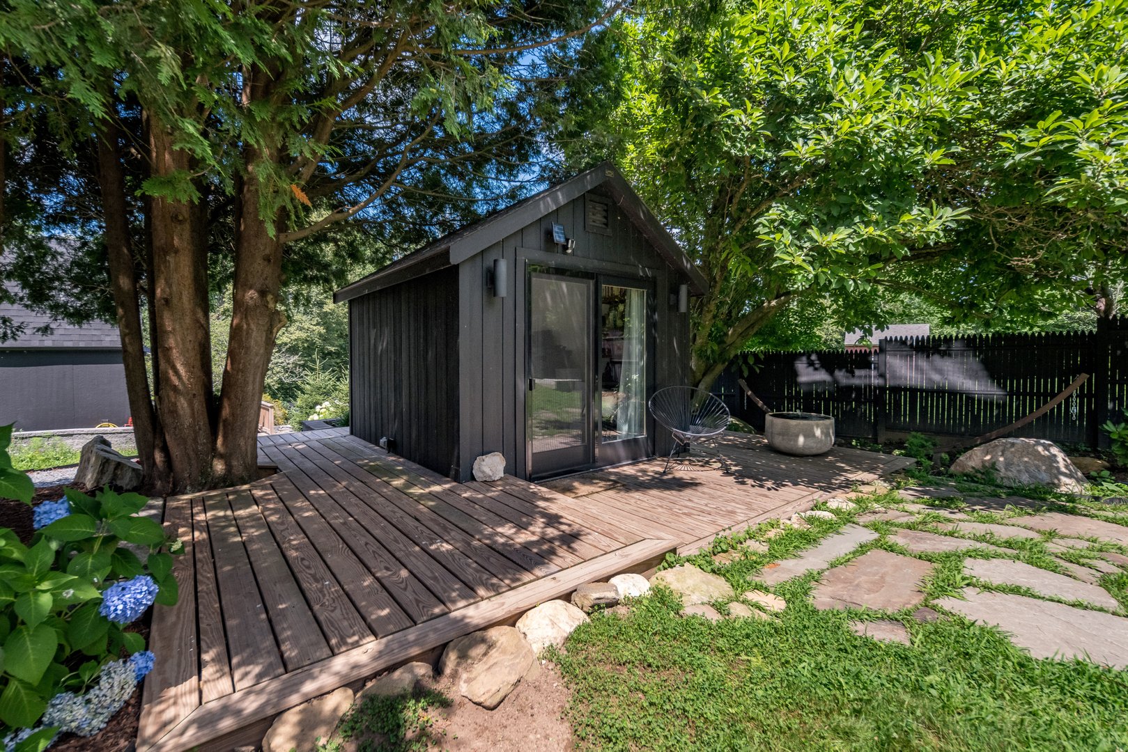 55 Bogel Road Photo 26