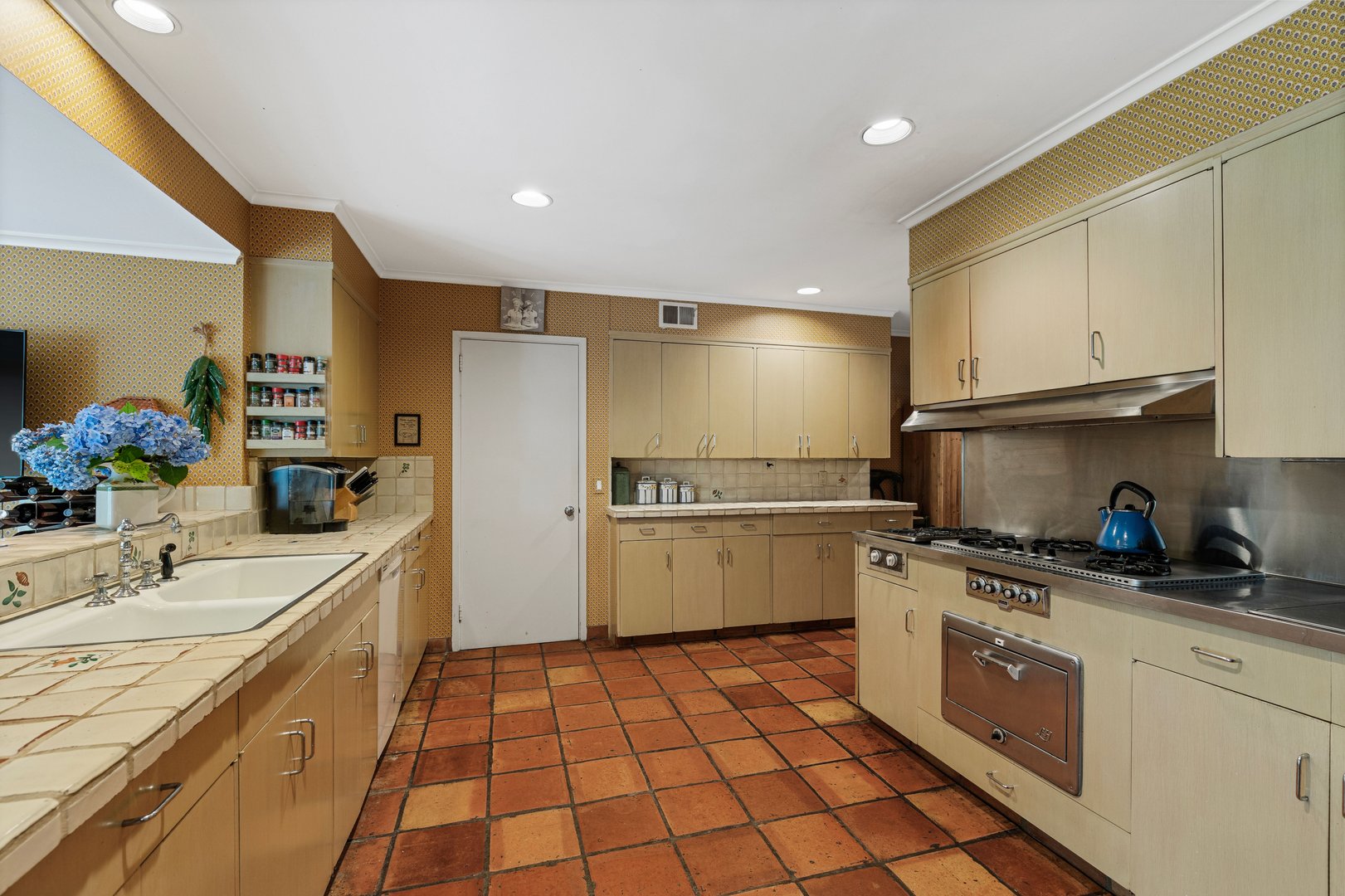 51 Park Road Photo 13