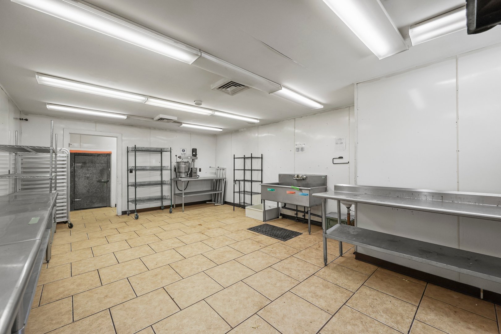 260 Stockbridge Rd Photo 19