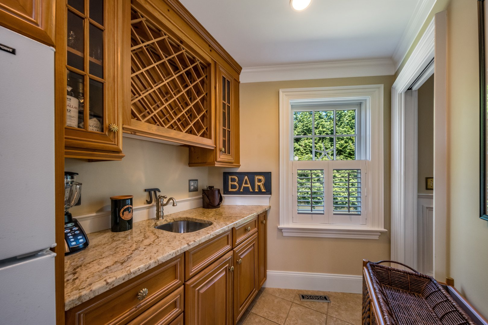 10 Middle Beach Road West Photo 12