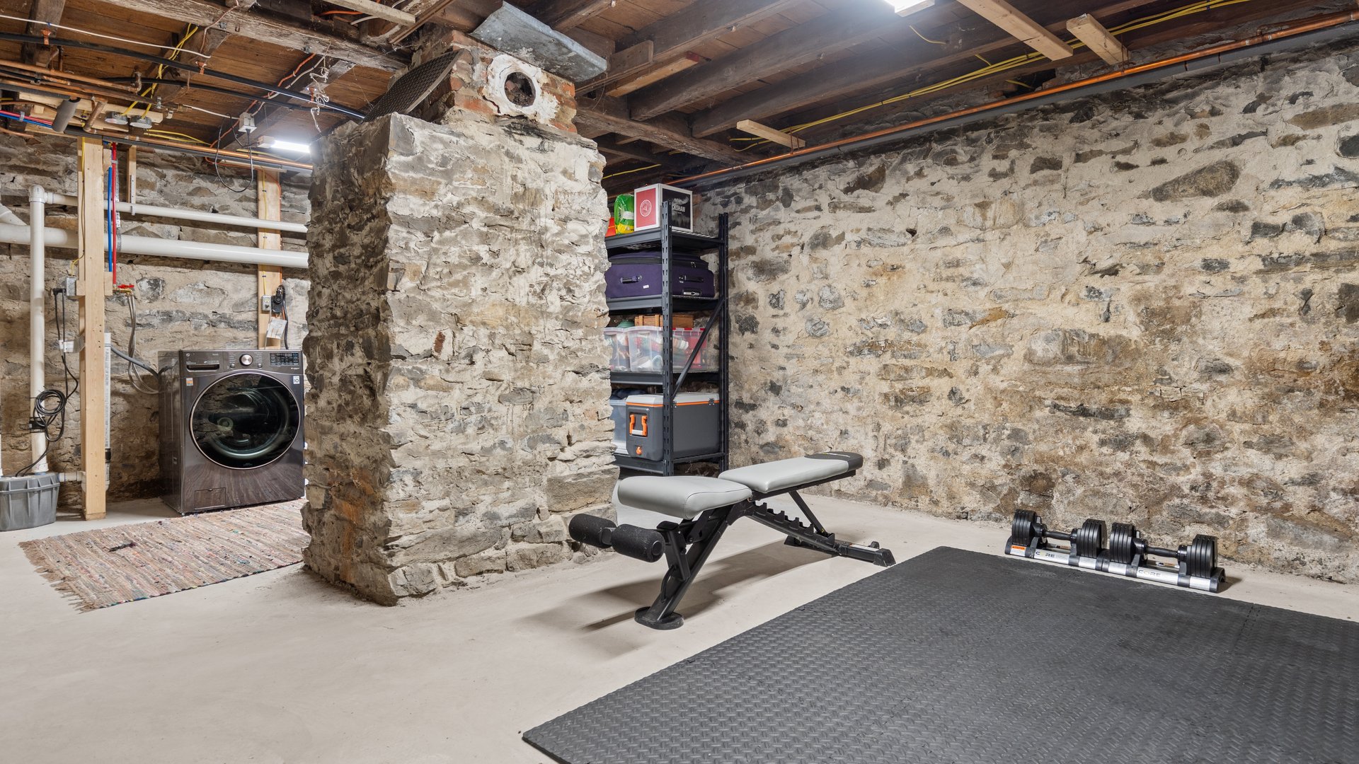 533 Shaker Museum Road Photo 26