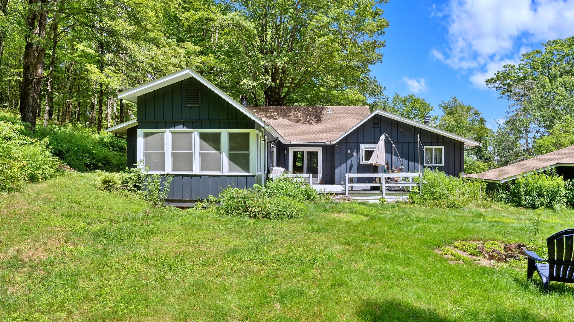 638 Fog Hill Road Photo 3