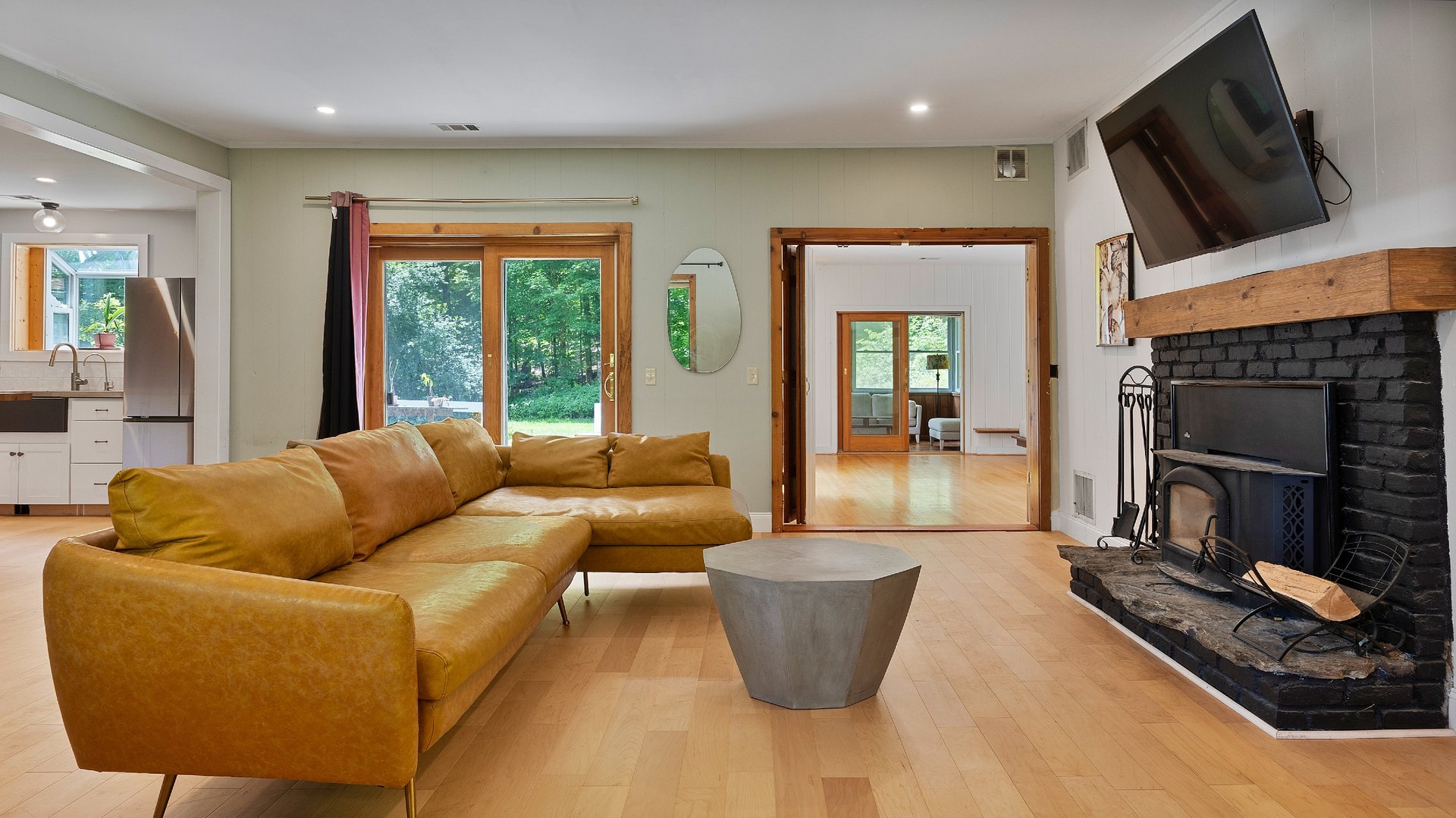 638 Fog Hill Road Photo 5