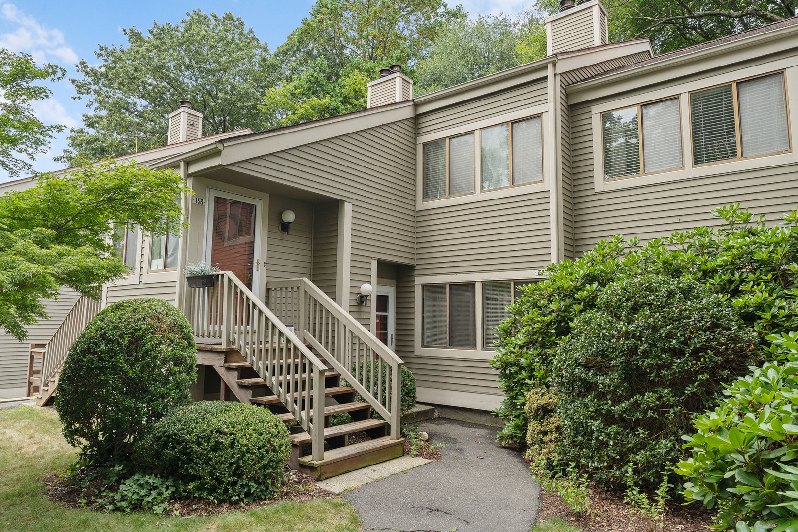 156 Stone Meadow Photo 13