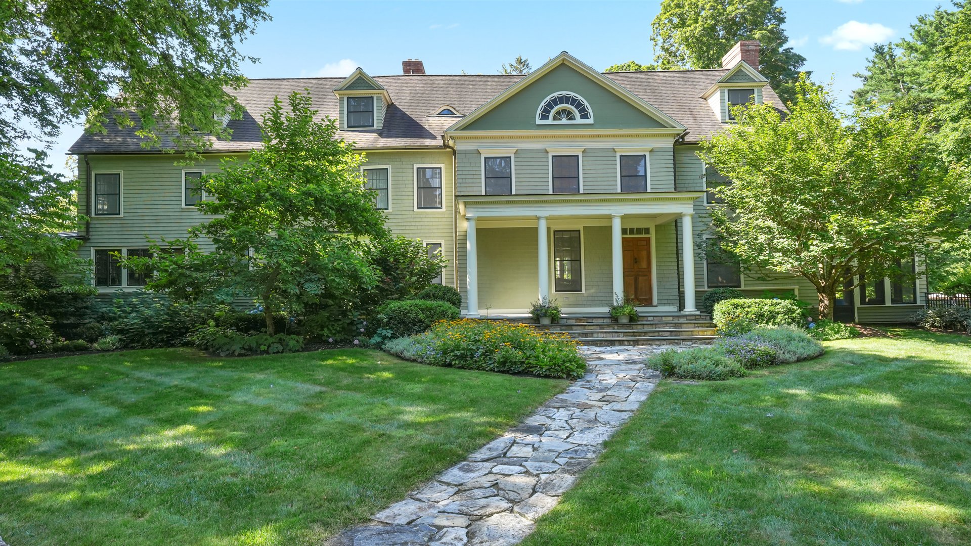 79 Hilltop Road Photo 3