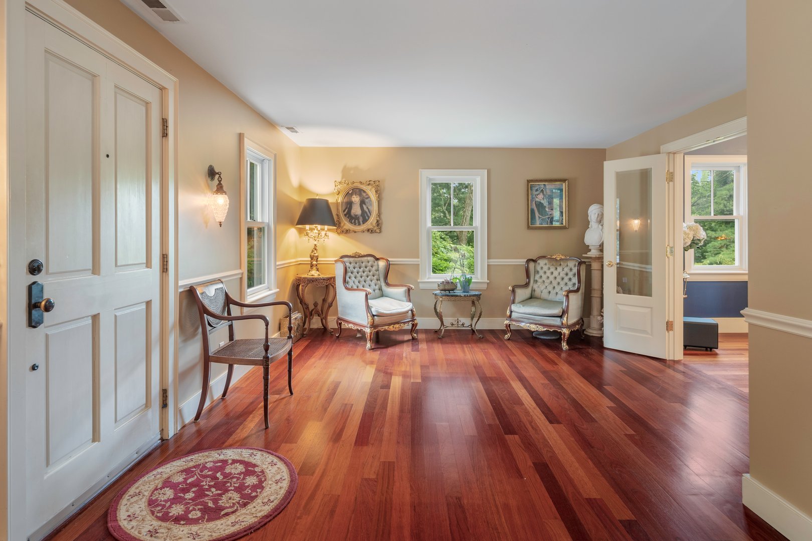 202 Weed Street Photo 5