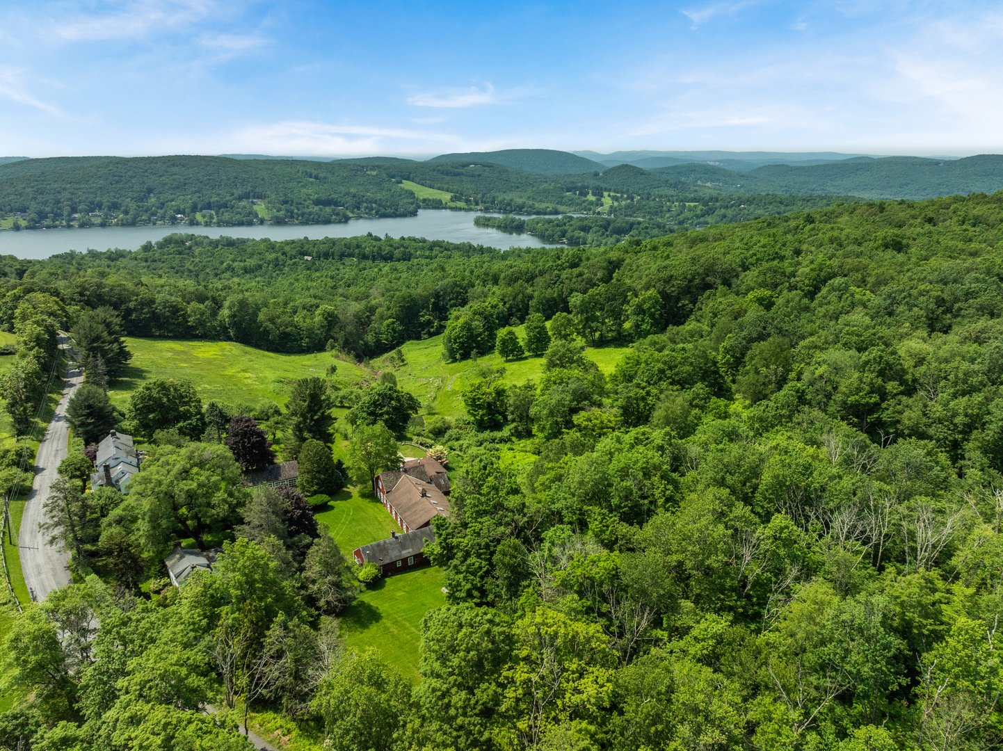 132 Curtiss Road Photo 18