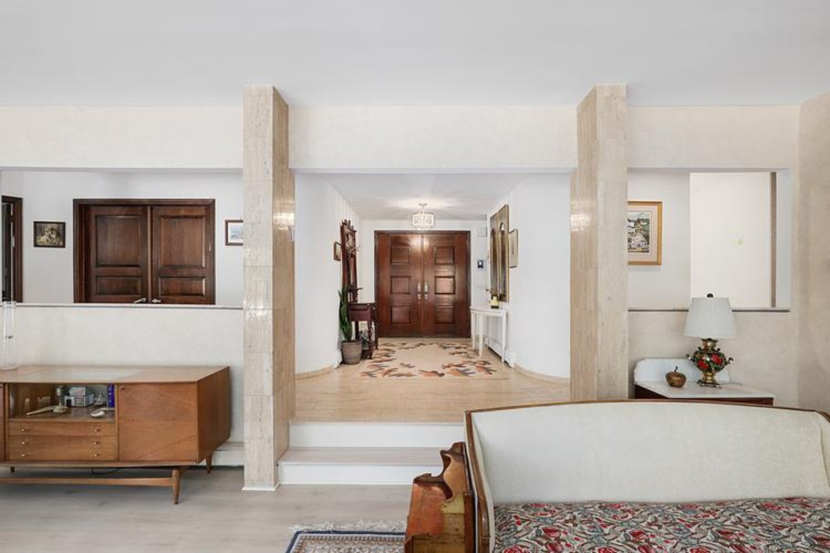 7 Alpine Drive Photo 3