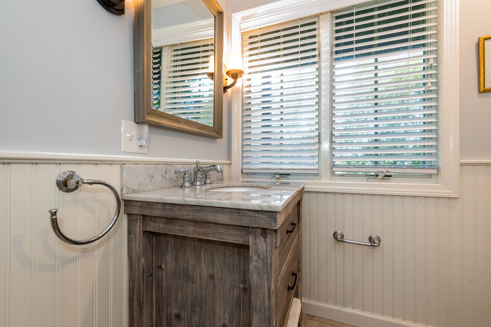 11 North Main Street Photo 21