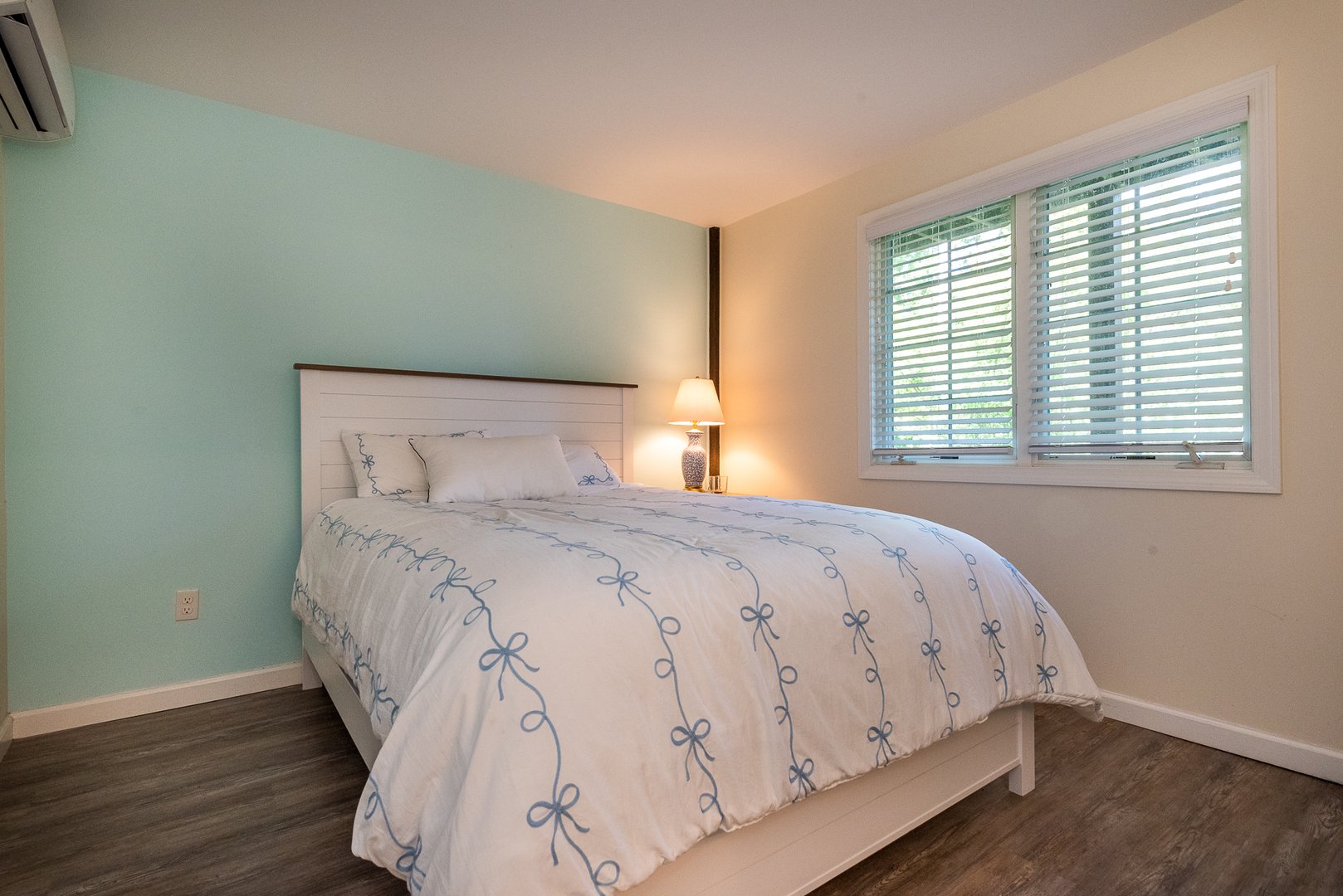 11 North Main Street Photo 22