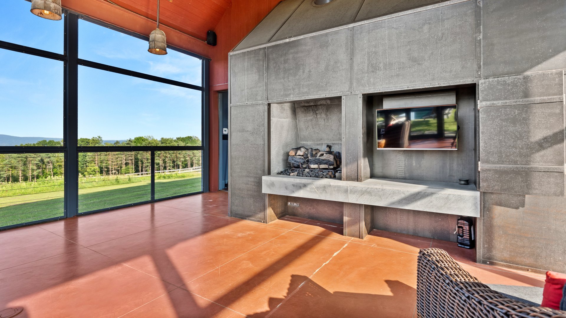 241 Cunningham Hill Road Photo 24