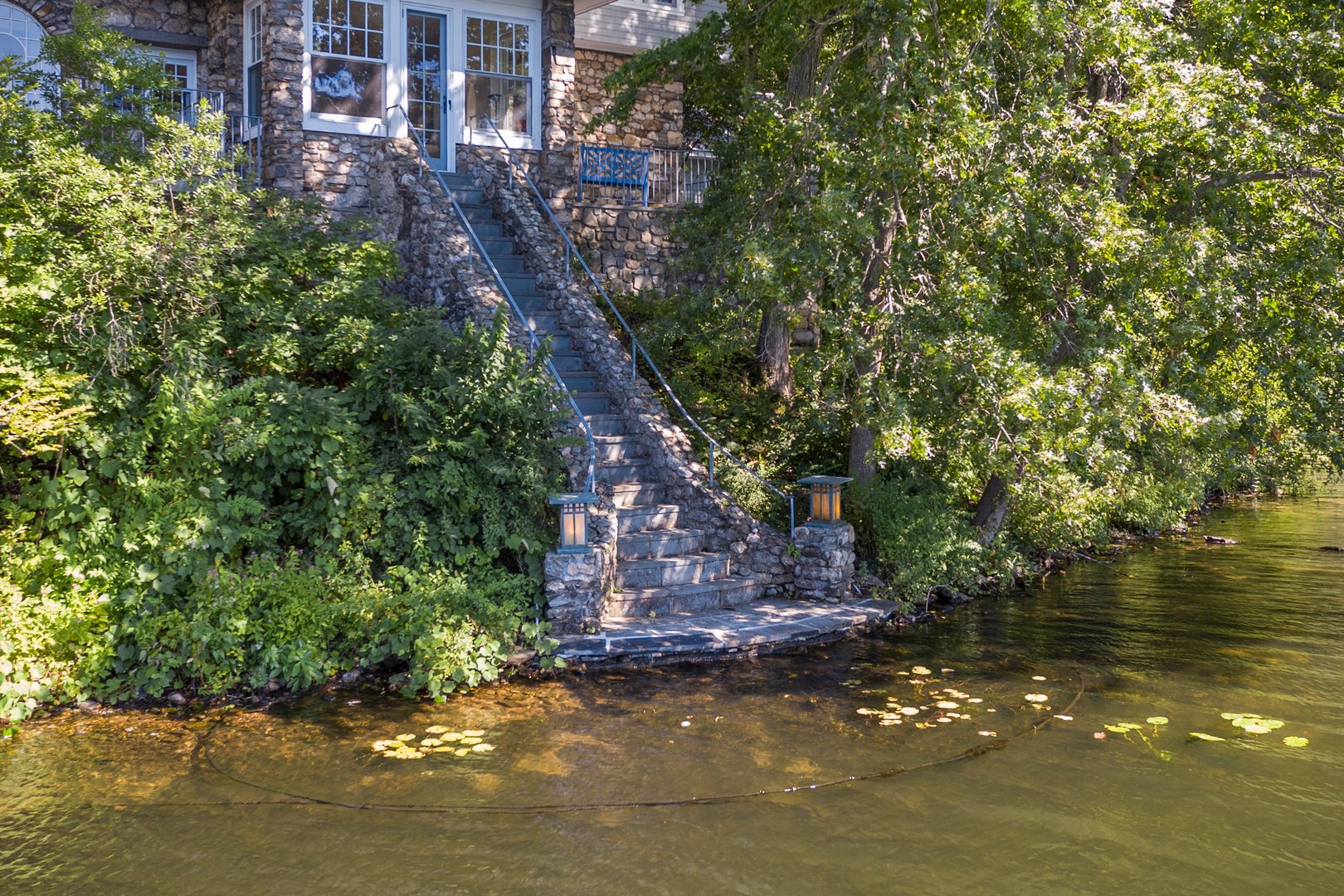 448 Lake Drive Photo 7