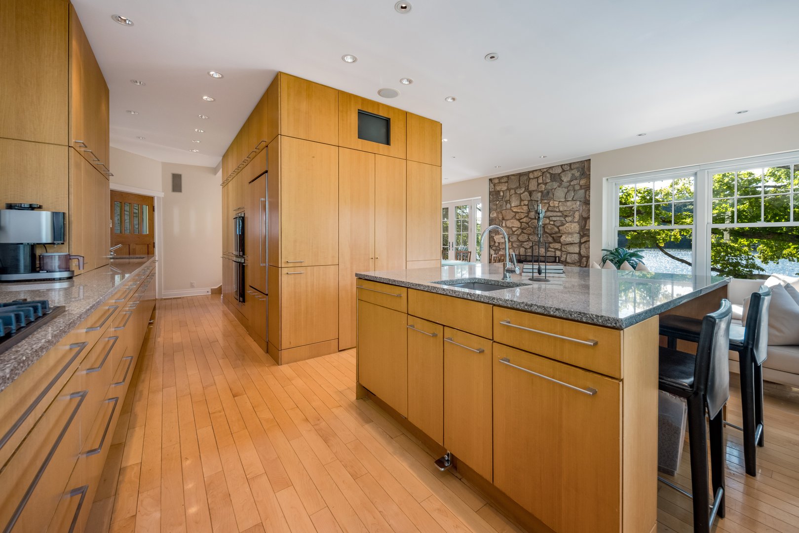 448 Lake Drive Photo 16