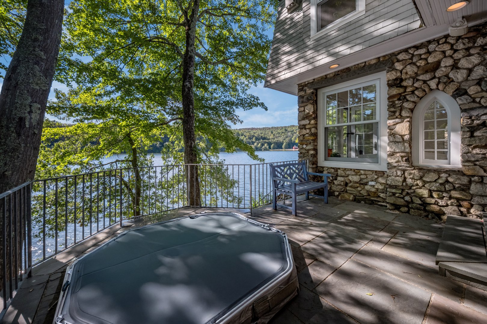 448 Lake Drive Photo 36