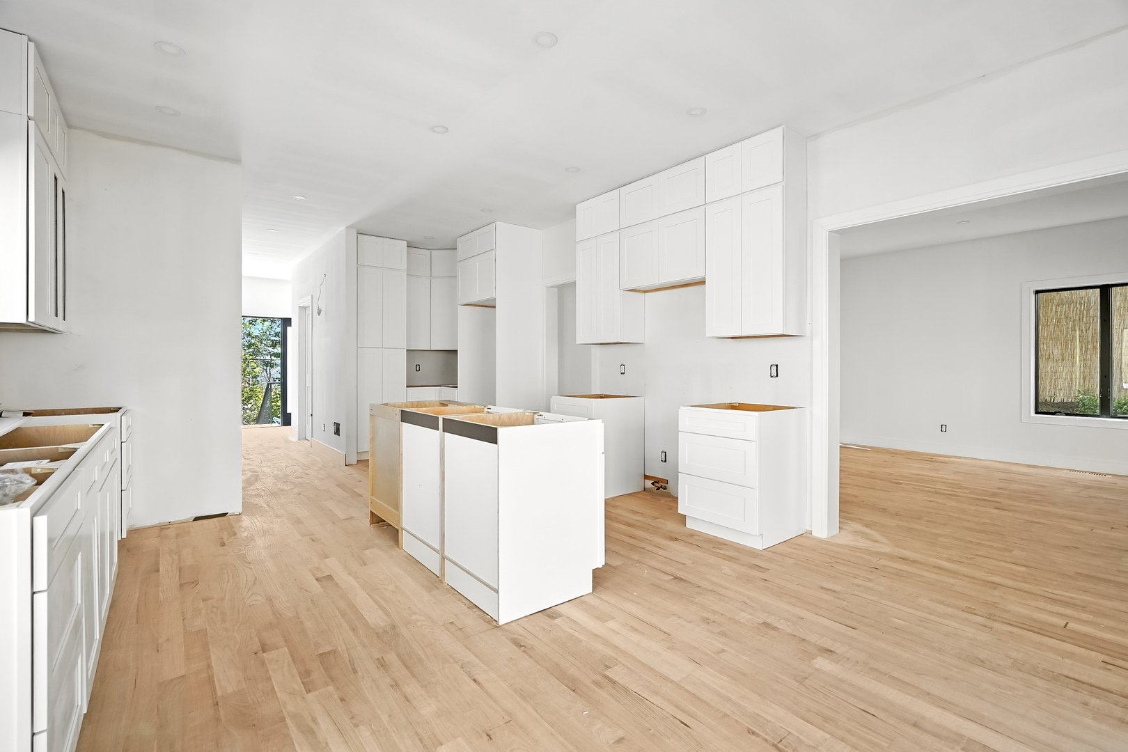 64 1/2 Exchange Place Photo 11