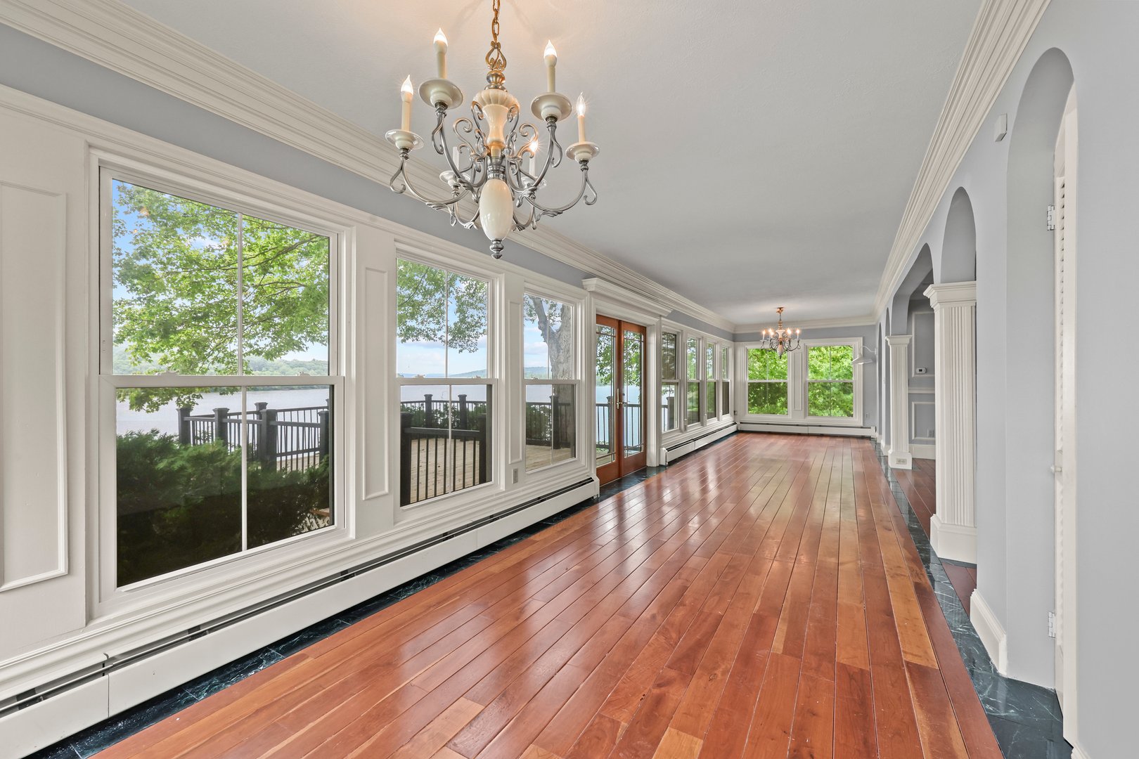 77 Main Street Photo 8