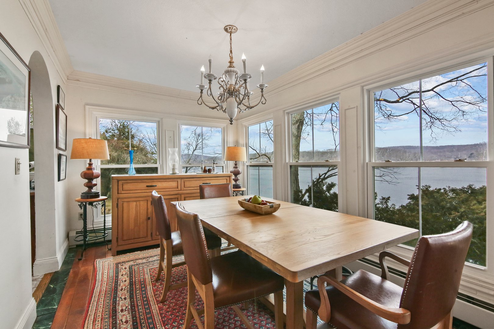 77 Main Street Photo 9