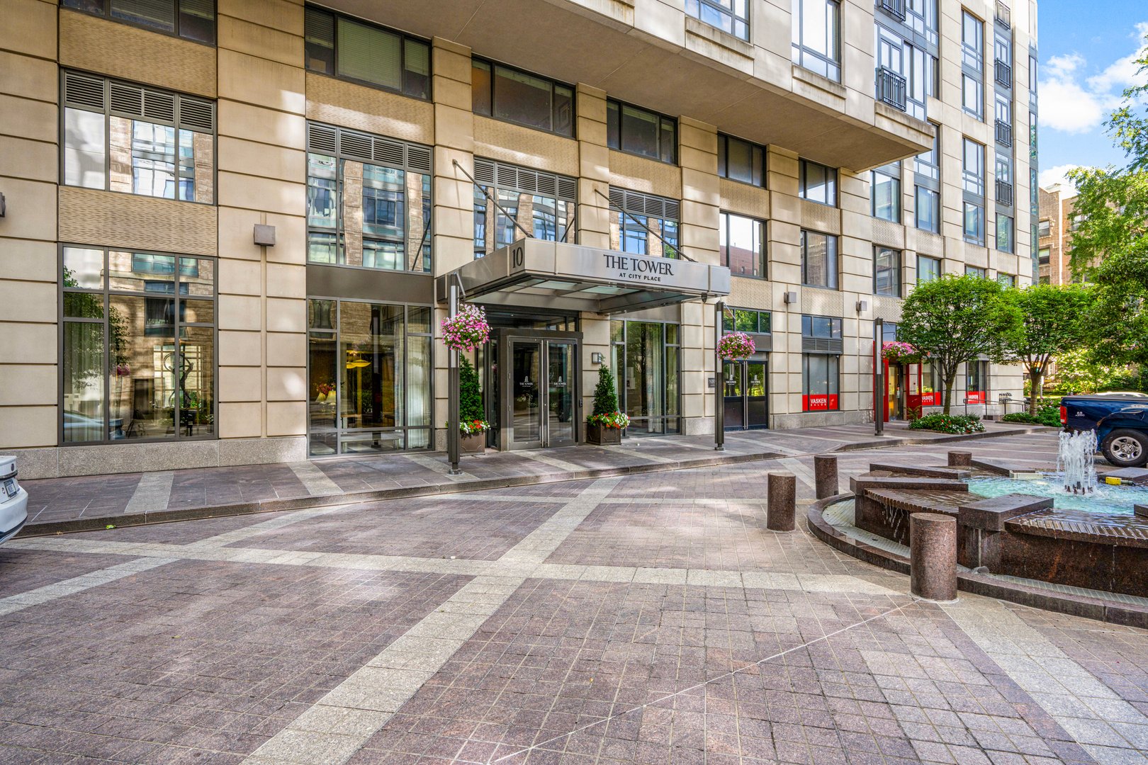 10 City Place  #29H Photo 32