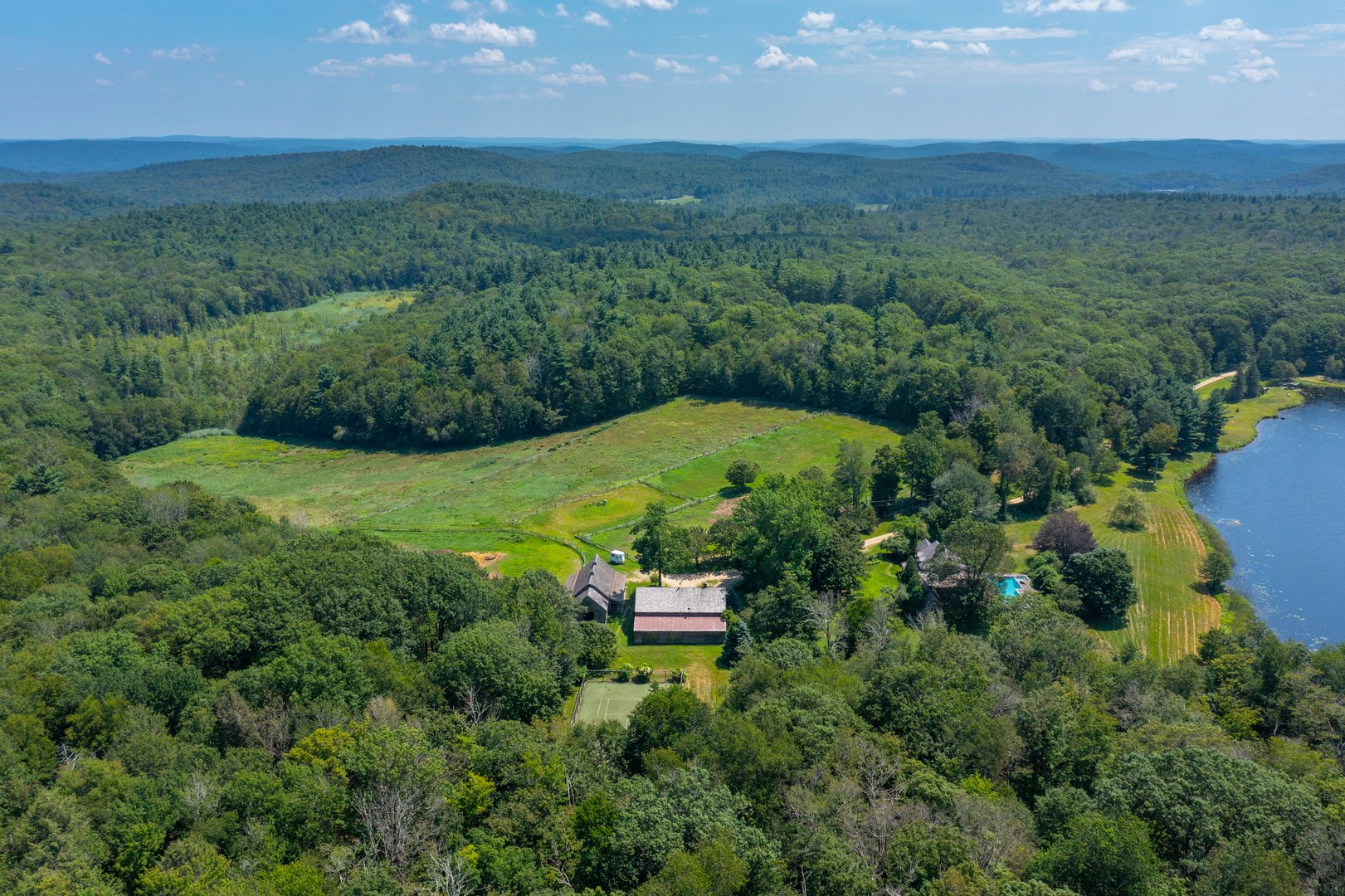 19 Roberts Rd Photo 27