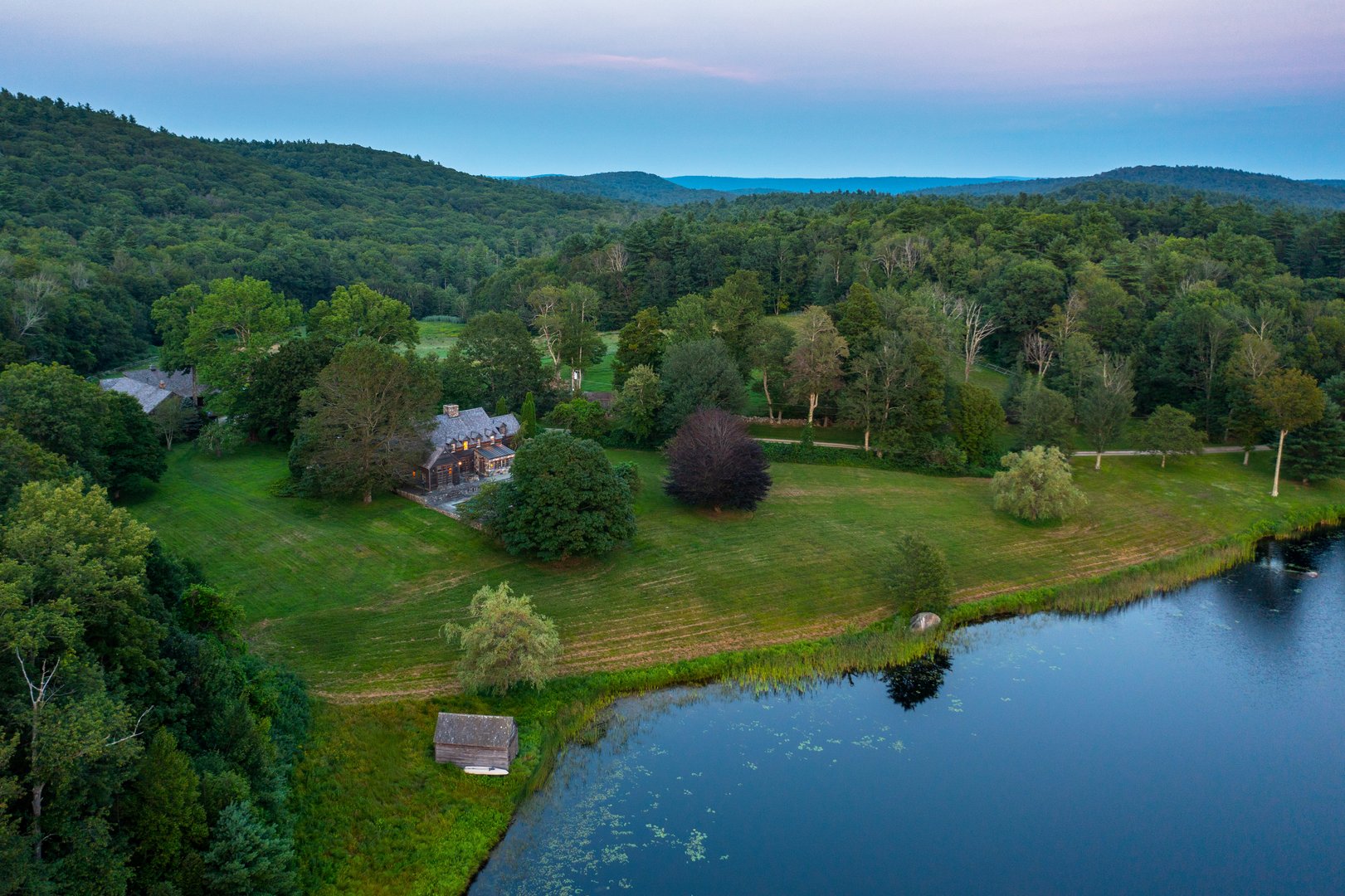 19 Roberts Rd Photo 5