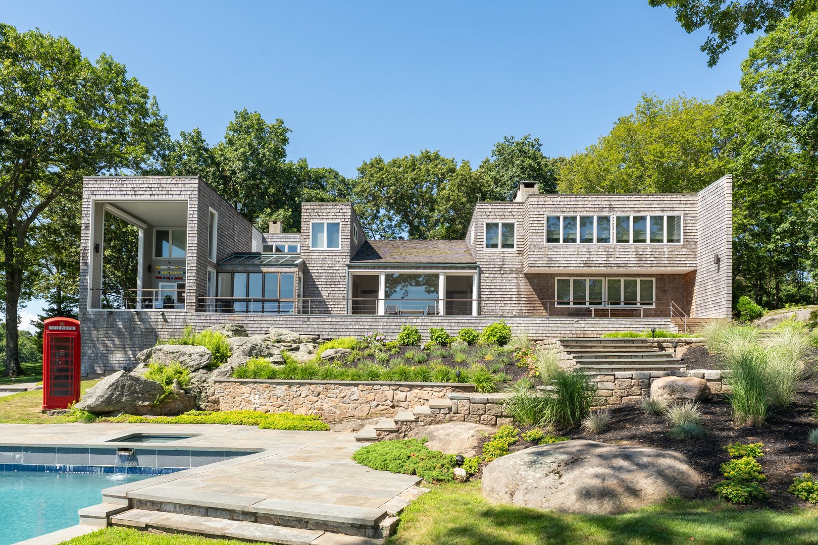 51 Andrews Road Photo 4